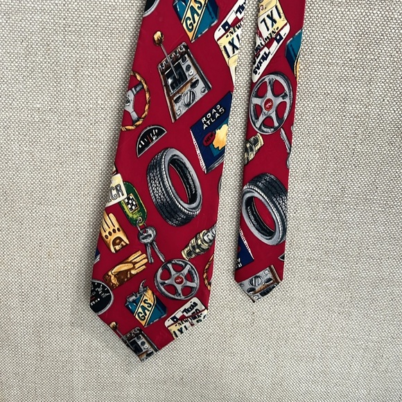 Car Parts Neck-tie - Picture 5 of 7